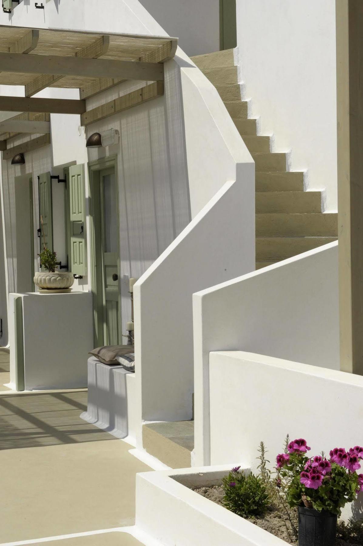 Almyris Hotel Adamantas  Exterior photo